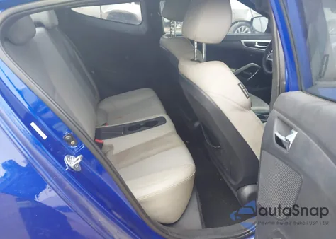 2012 Hyundai Veloster Base W/Gray z USA, uszkodzony, nr VIN KMHTC6AD5CU071390